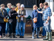 NH051025-56 - Nicky Henderson Stable Visit